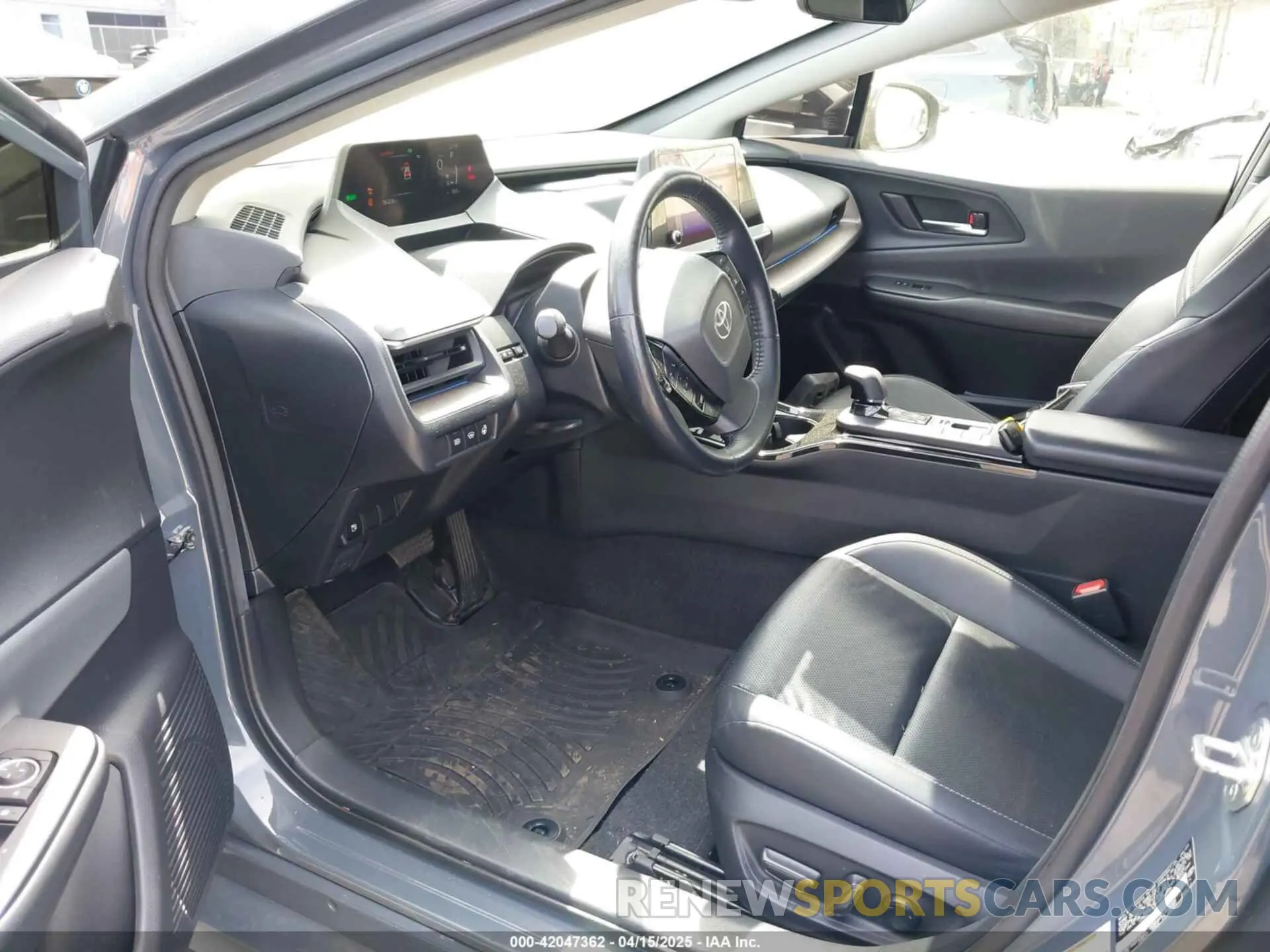 18 Фотография поврежденного автомобиля JTDACAAUXP3006206 TOYOTA PRIUS 2023
