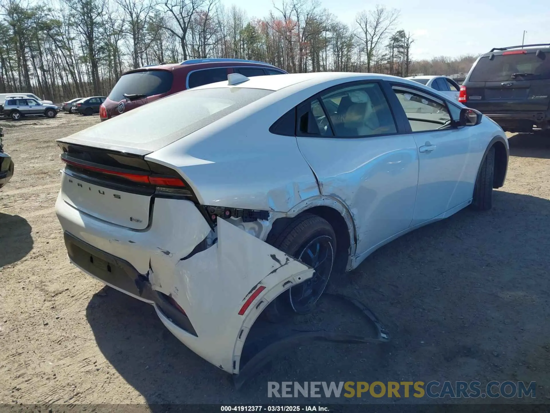 4 Фотография поврежденного автомобиля JTDACAAUXP3010983 TOYOTA PRIUS 2023