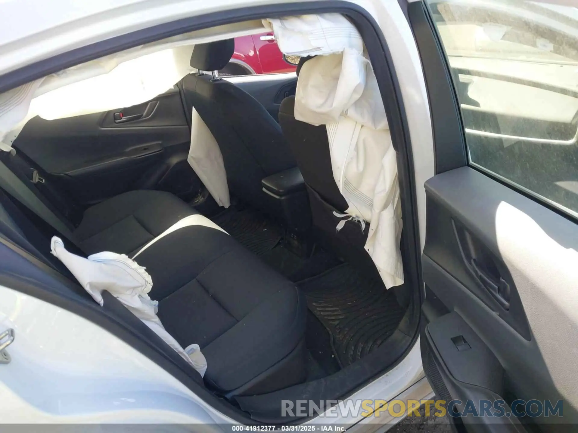8 Фотография поврежденного автомобиля JTDACAAUXP3010983 TOYOTA PRIUS 2023