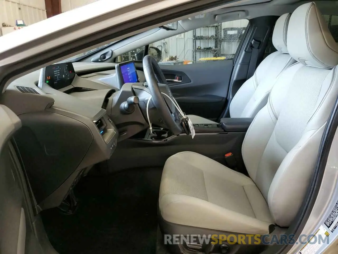 7 Фотография поврежденного автомобиля JTDADABU1P3005635 TOYOTA PRIUS 2023