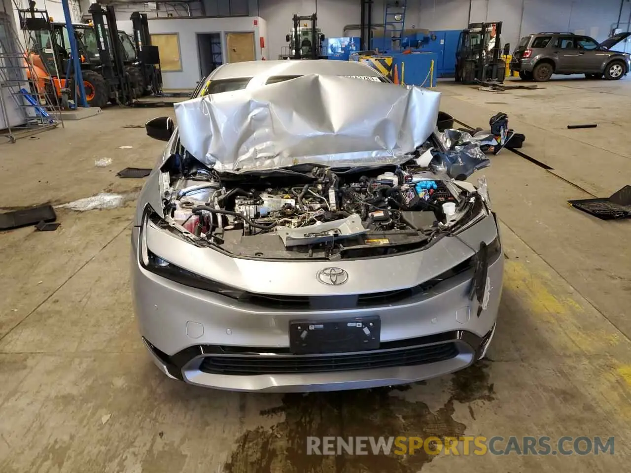 5 Photograph of a damaged car JTDADABU4P3001594 TOYOTA PRIUS 2023