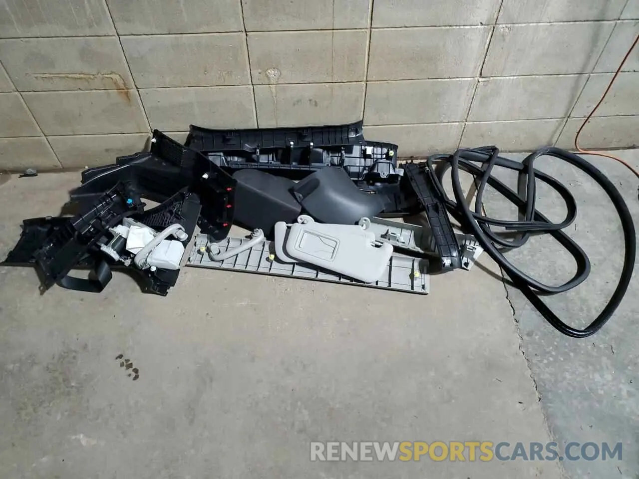 12 Фотография поврежденного автомобиля JTDADABU5P3002771 TOYOTA PRIUS 2023