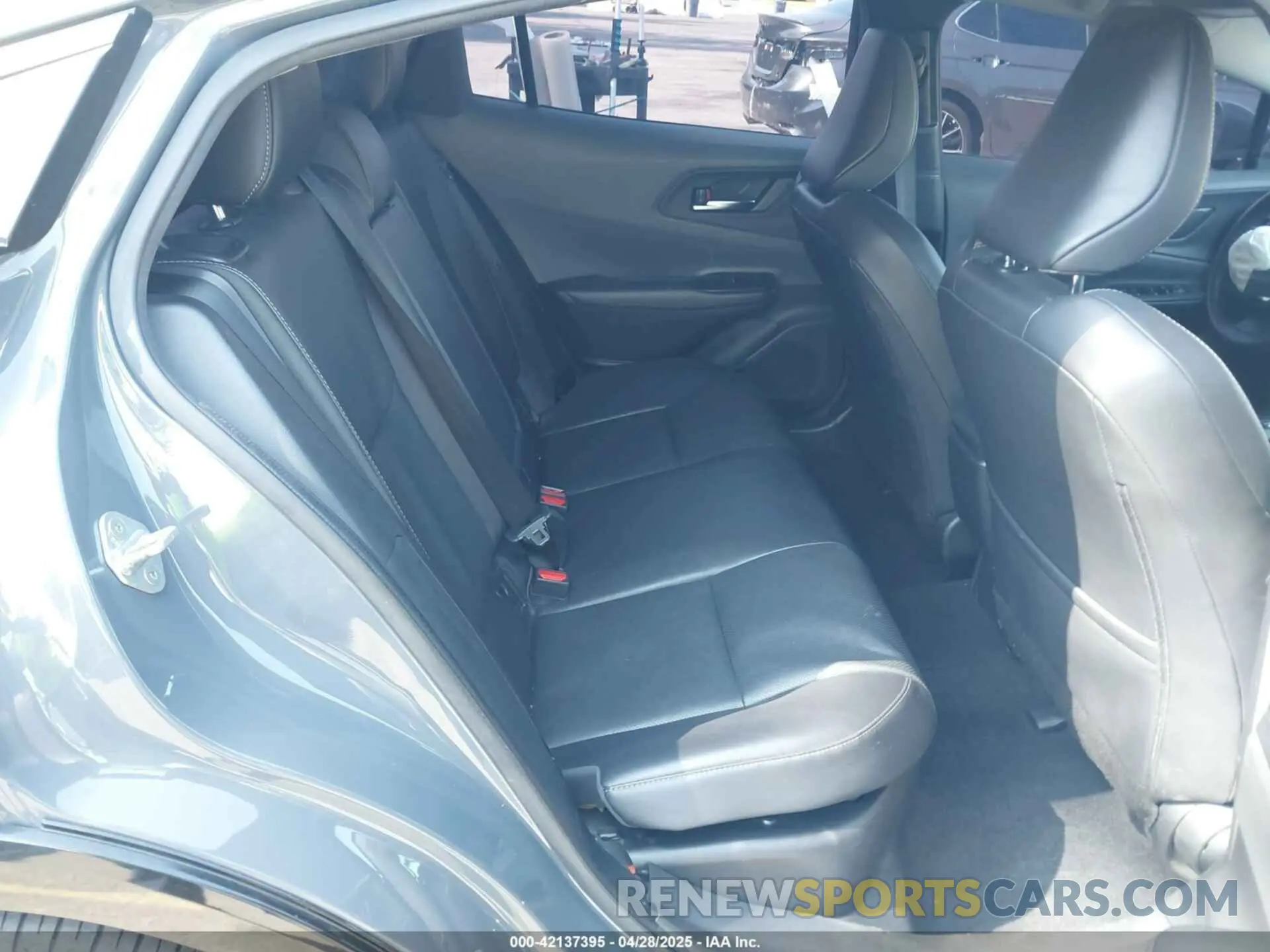 8 Фотография поврежденного автомобиля JTDADABU6P3001399 TOYOTA PRIUS 2023