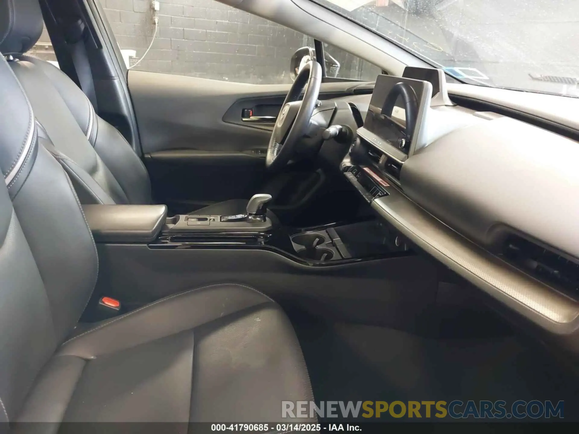 5 Фотография поврежденного автомобиля JTDADABU9P3005317 TOYOTA PRIUS 2023