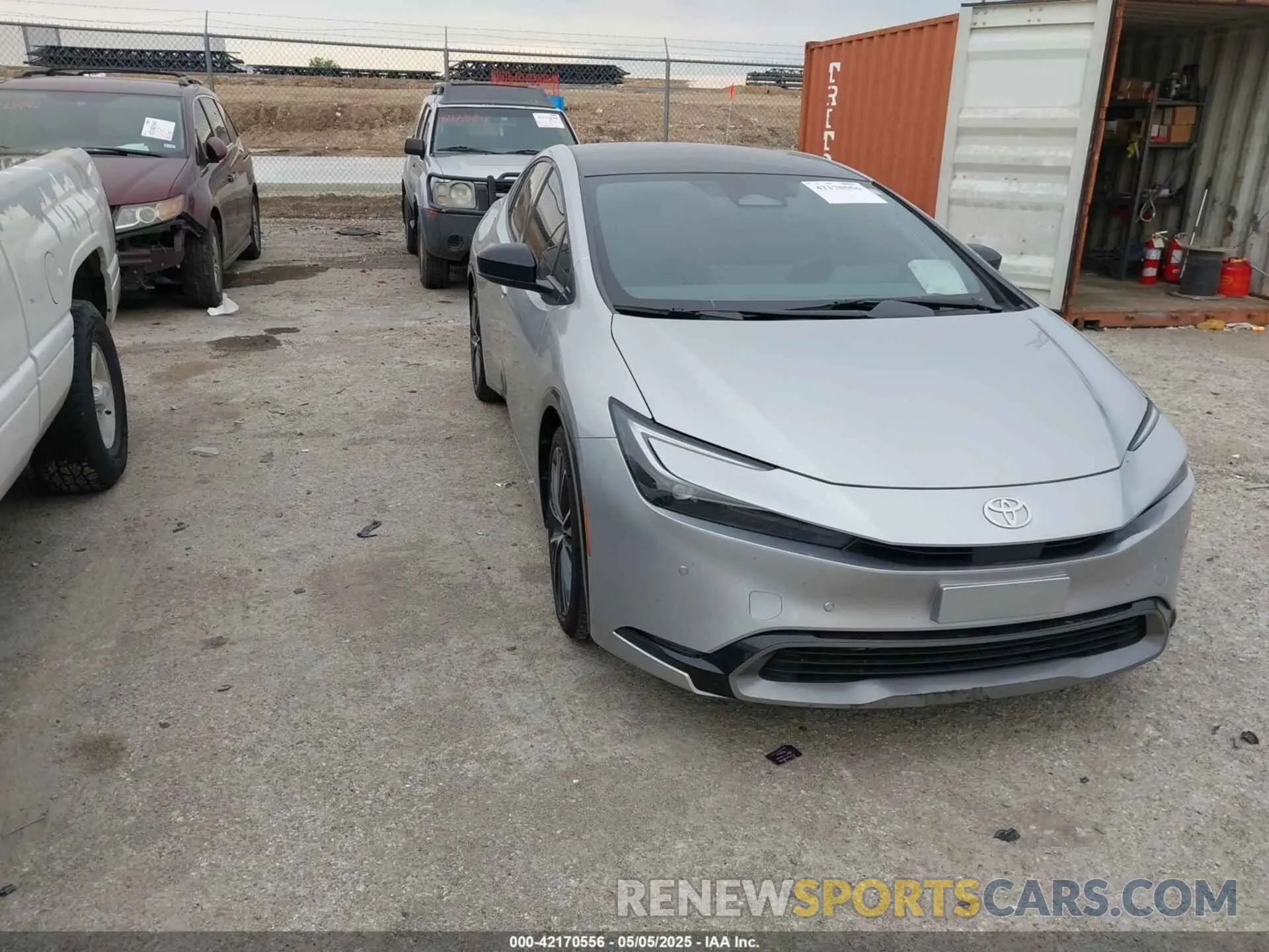 1 Фотография поврежденного автомобиля JTDACAAU0R3020473 TOYOTA PRIUS 2024