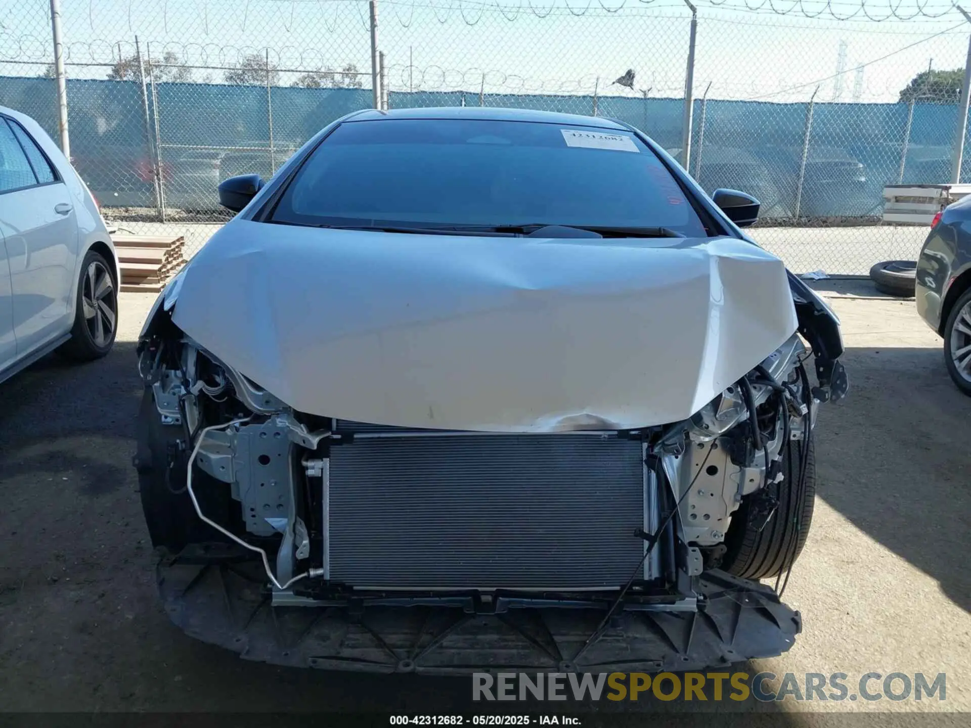 13 Фотография поврежденного автомобиля JTDACAAU0R3034244 TOYOTA PRIUS 2024