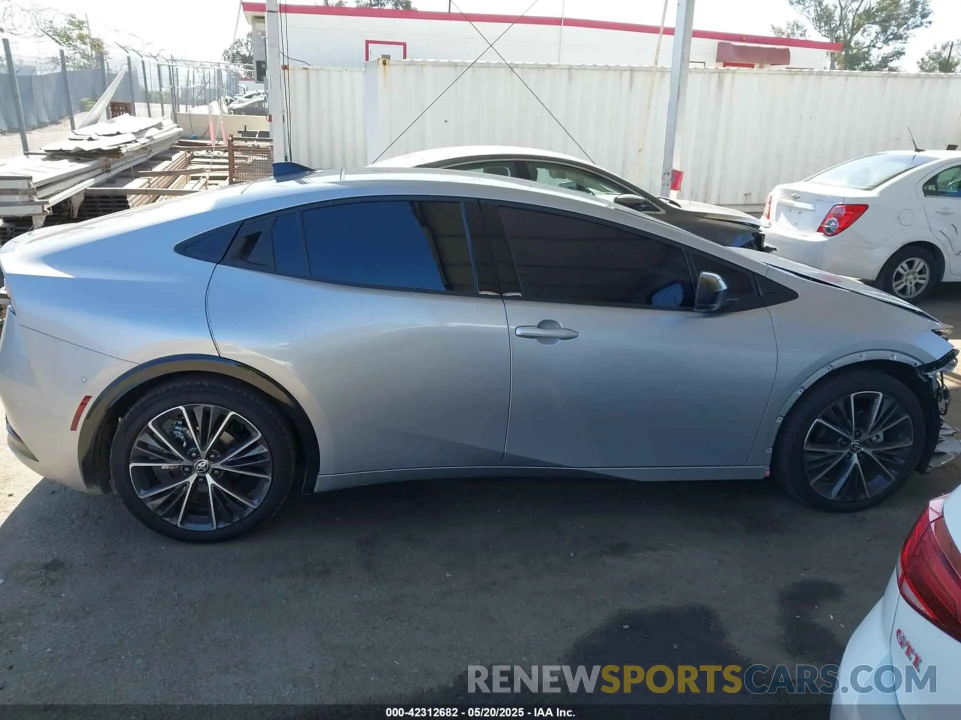 14 Фотография поврежденного автомобиля JTDACAAU0R3034244 TOYOTA PRIUS 2024