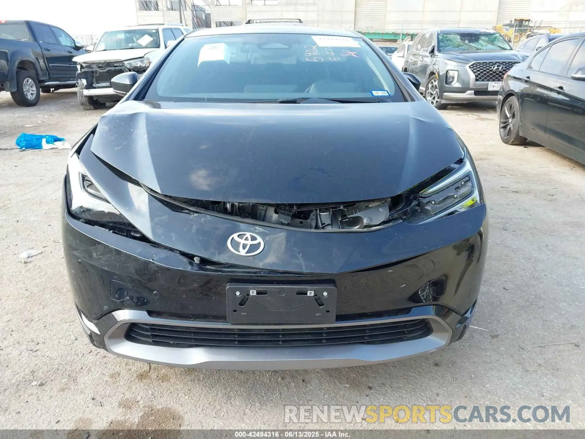 6 Фотография поврежденного автомобиля JTDACAAU0R3035376 TOYOTA PRIUS 2024