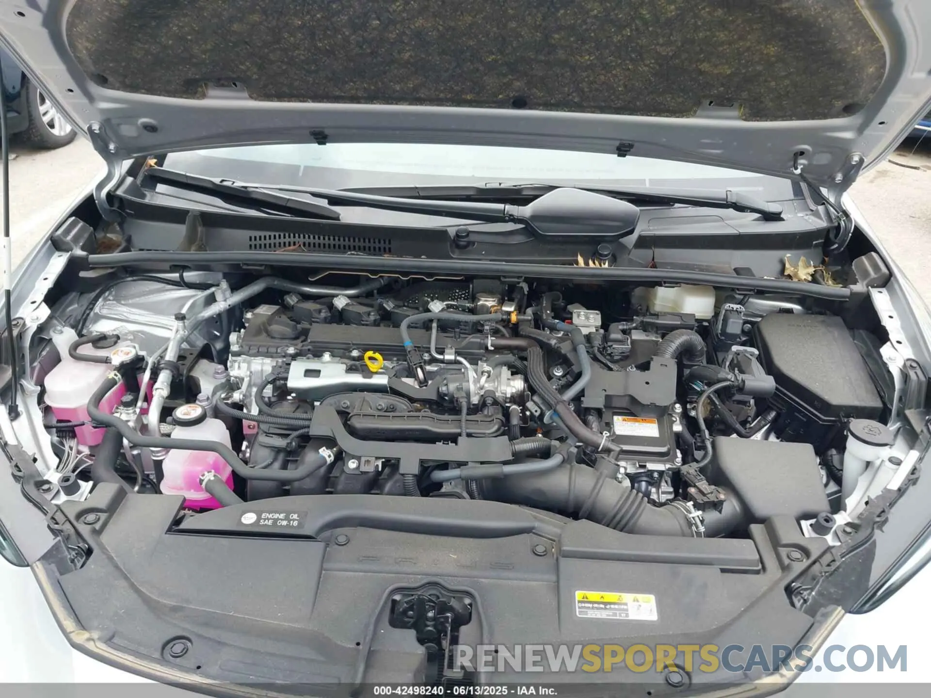 10 Фотография поврежденного автомобиля JTDACAAU2R3035699 TOYOTA PRIUS 2024