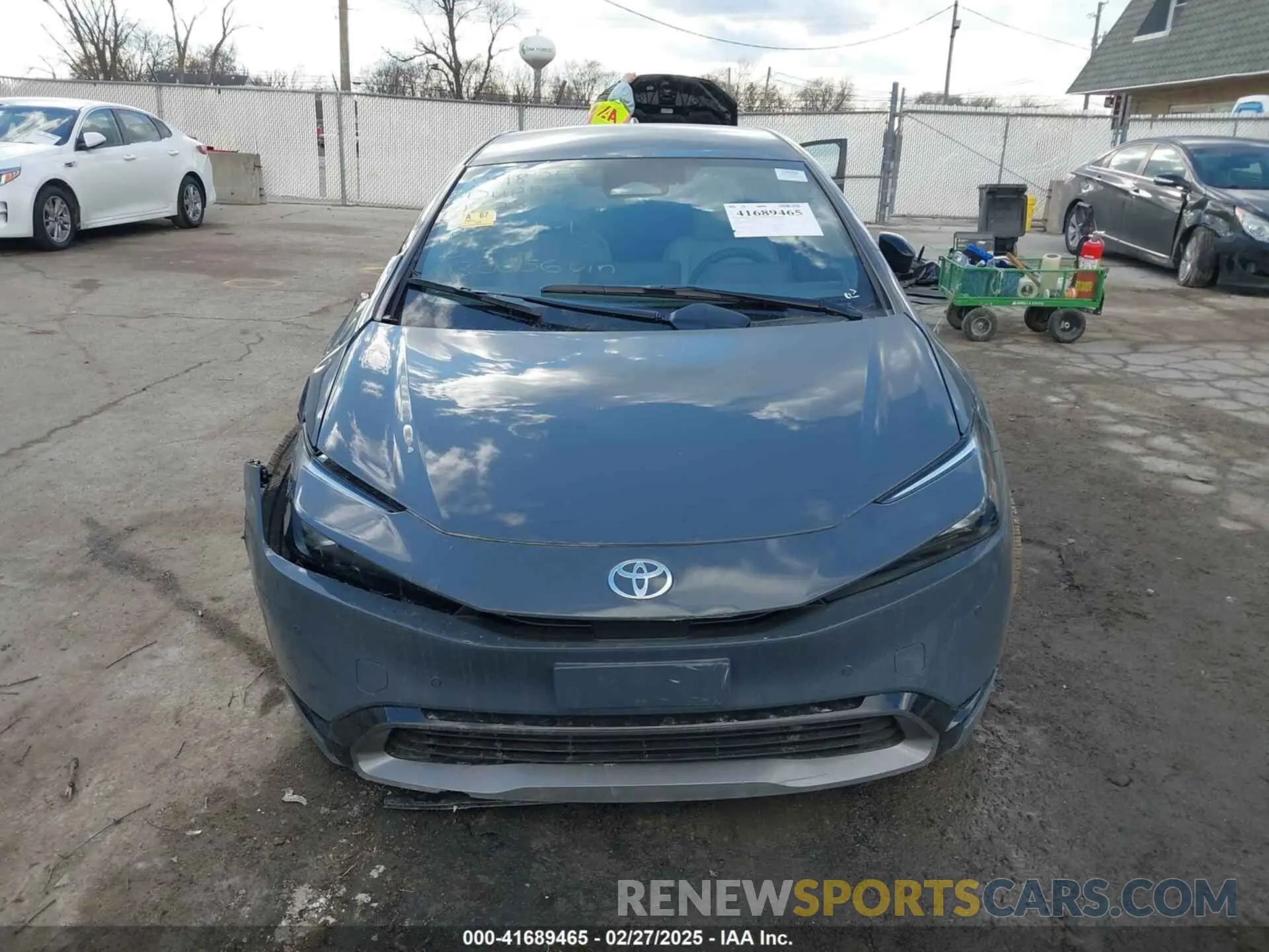 13 Фотография поврежденного автомобиля JTDACAAU4R3035056 TOYOTA PRIUS 2024