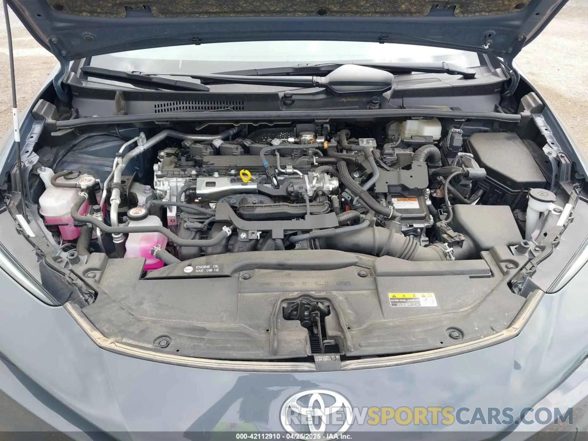 10 Фотография поврежденного автомобиля JTDACAAU5R3032263 TOYOTA PRIUS 2024