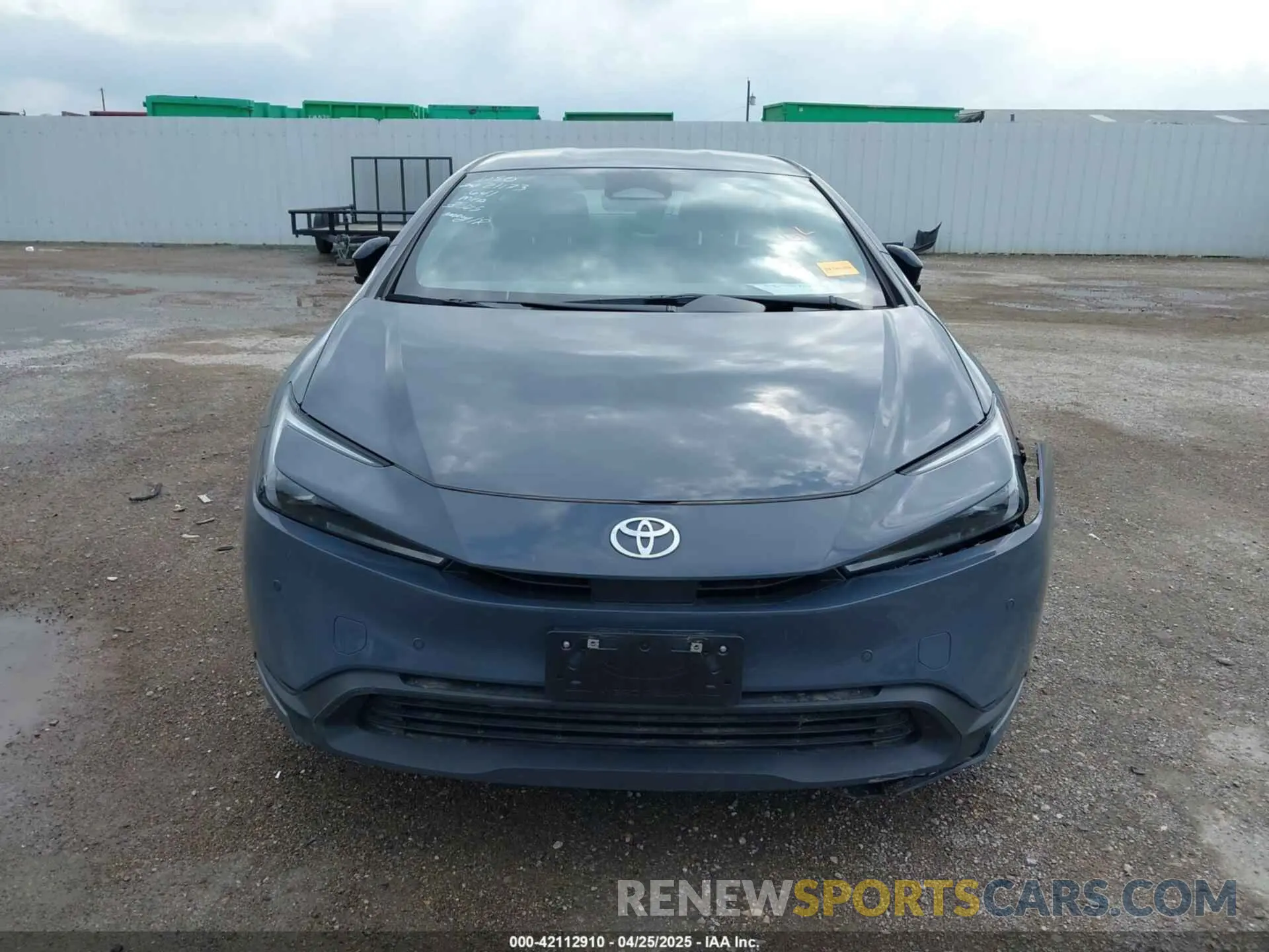 11 Фотография поврежденного автомобиля JTDACAAU5R3032263 TOYOTA PRIUS 2024