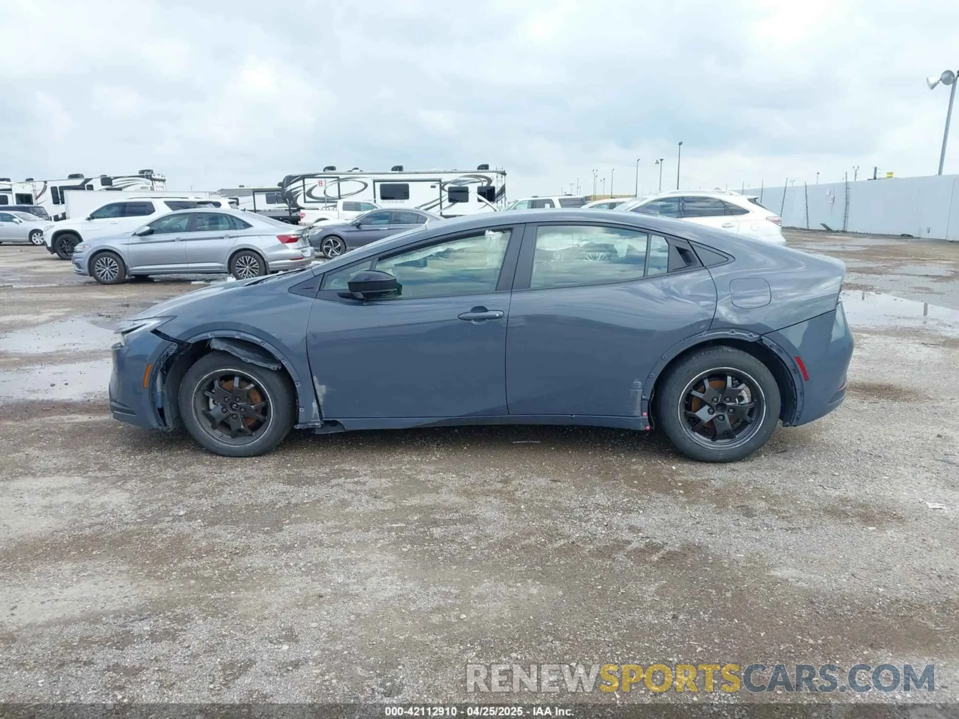 6 Фотография поврежденного автомобиля JTDACAAU5R3032263 TOYOTA PRIUS 2024