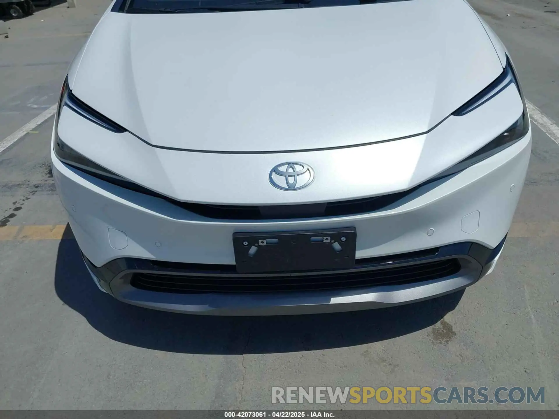 12 Photograph of a damaged car JTDACAAU5R3036412 TOYOTA PRIUS 2024