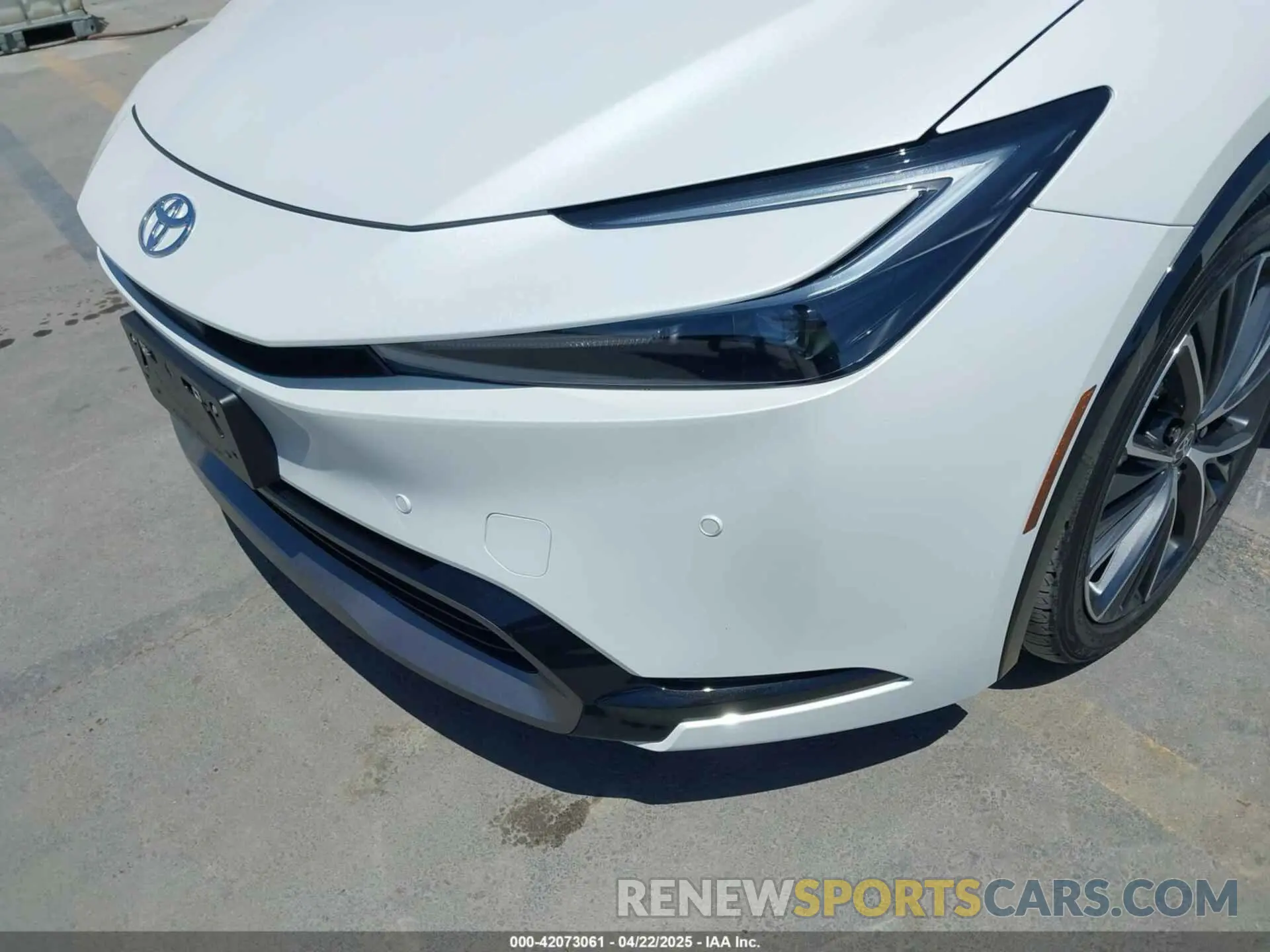 6 Photograph of a damaged car JTDACAAU5R3036412 TOYOTA PRIUS 2024