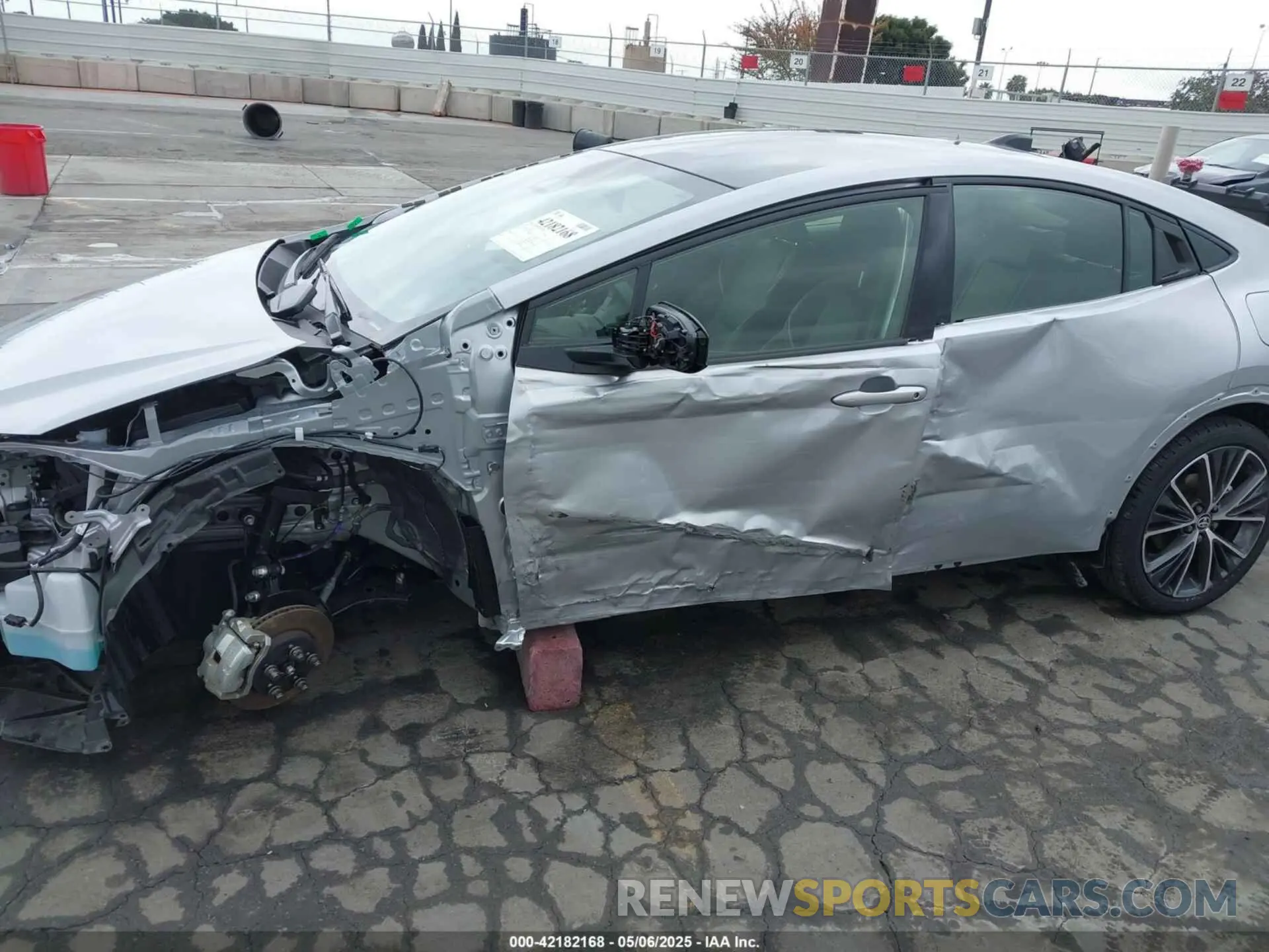 6 Photograph of a damaged car JTDACAAU6R3038492 TOYOTA PRIUS 2024