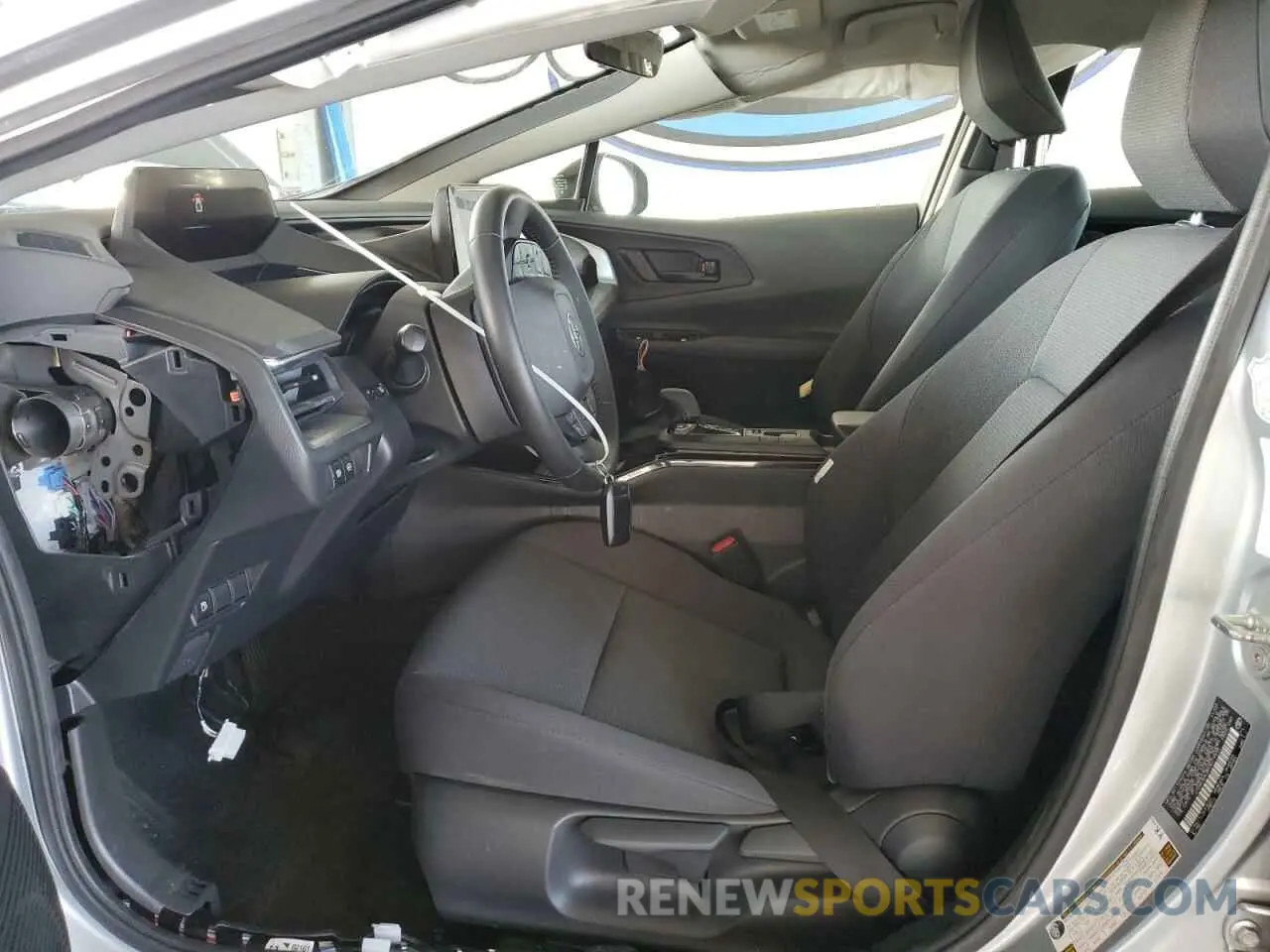 7 Photograph of a damaged car JTDACAAU8R3019538 TOYOTA PRIUS 2024