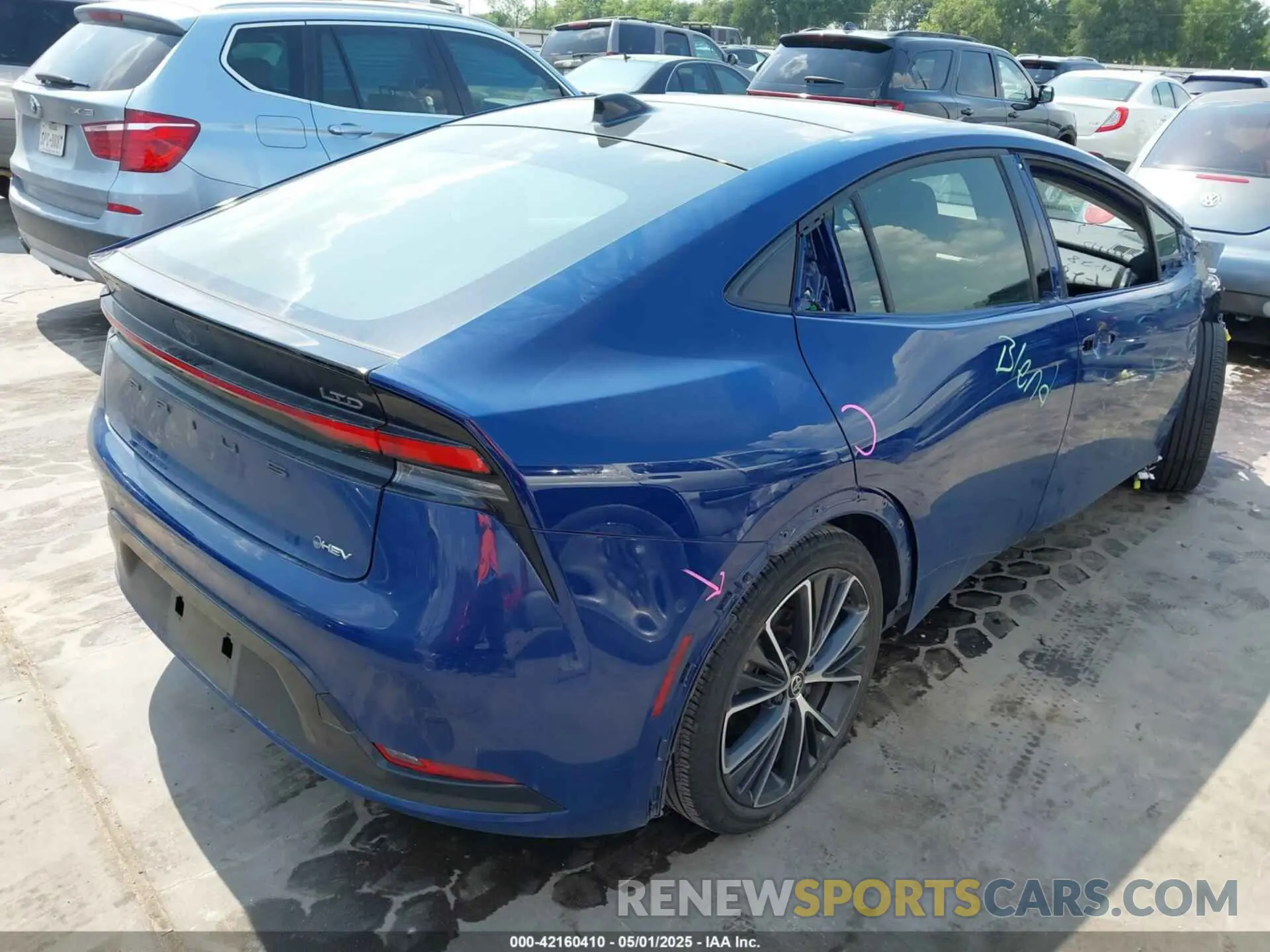 4 Фотография поврежденного автомобиля JTDACAAU8R3019555 TOYOTA PRIUS 2024