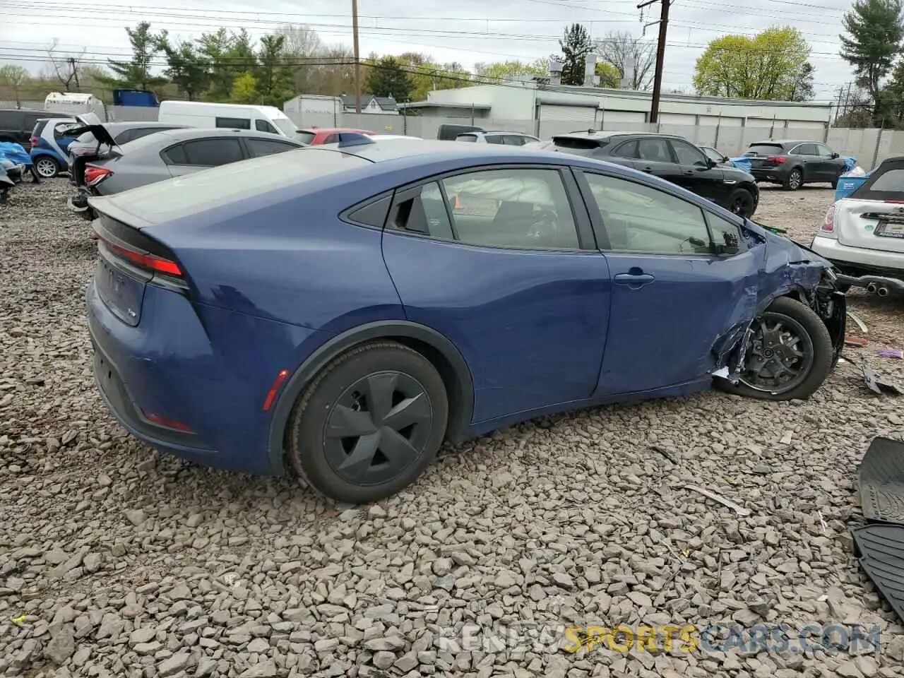 3 Фотография поврежденного автомобиля JTDACAAU8R3025064 TOYOTA PRIUS 2024