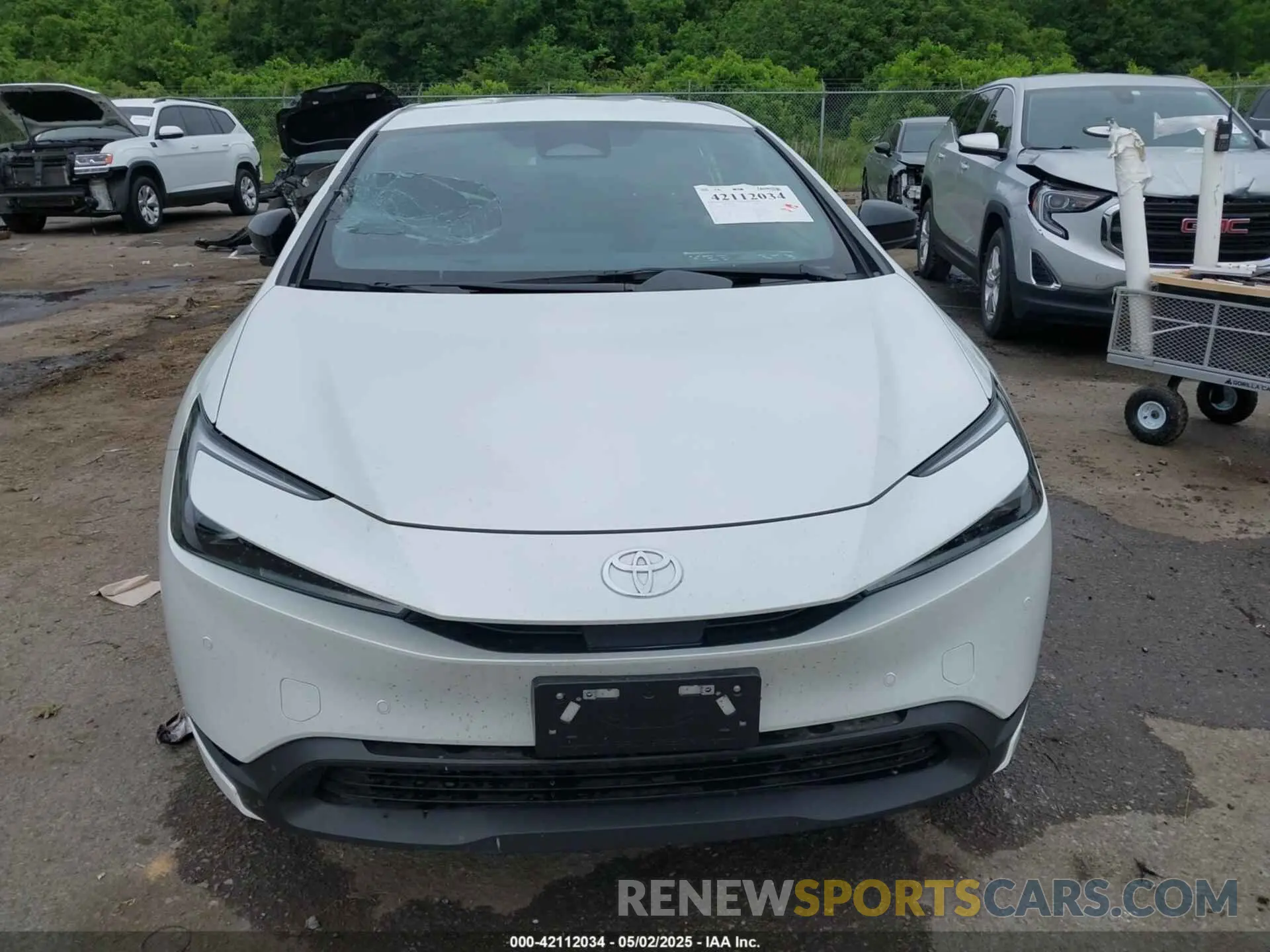 12 Фотография поврежденного автомобиля JTDACAAU9R3034839 TOYOTA PRIUS 2024
