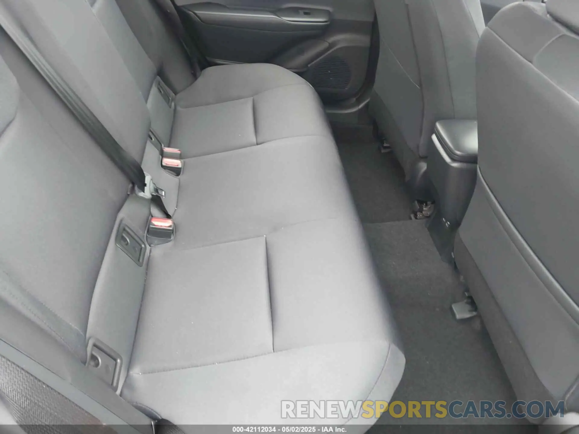 8 Фотография поврежденного автомобиля JTDACAAU9R3034839 TOYOTA PRIUS 2024