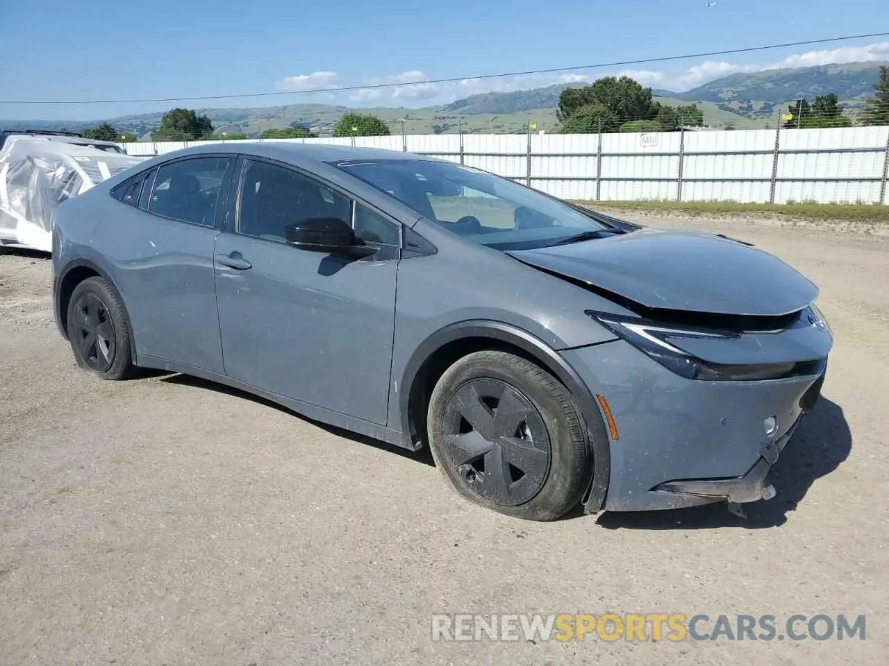 4 Фотография поврежденного автомобиля JTDACAAUXR3019525 TOYOTA PRIUS 2024