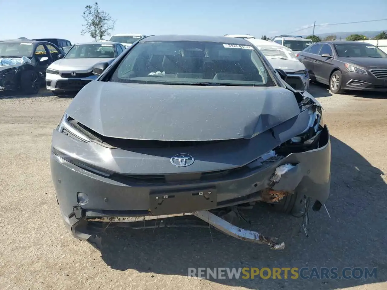 5 Фотография поврежденного автомобиля JTDACAAUXR3019525 TOYOTA PRIUS 2024
