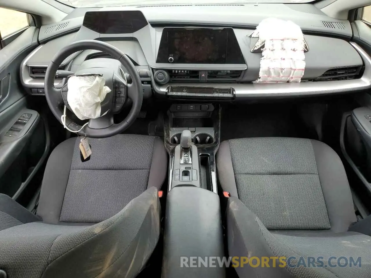 8 Фотография поврежденного автомобиля JTDACAAUXR3019525 TOYOTA PRIUS 2024