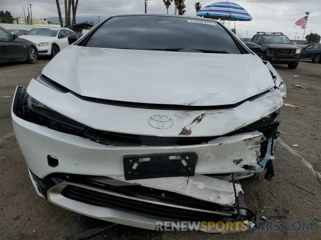 5 Фотография поврежденного автомобиля JTDACACU9R3028052 TOYOTA PRIUS 2024