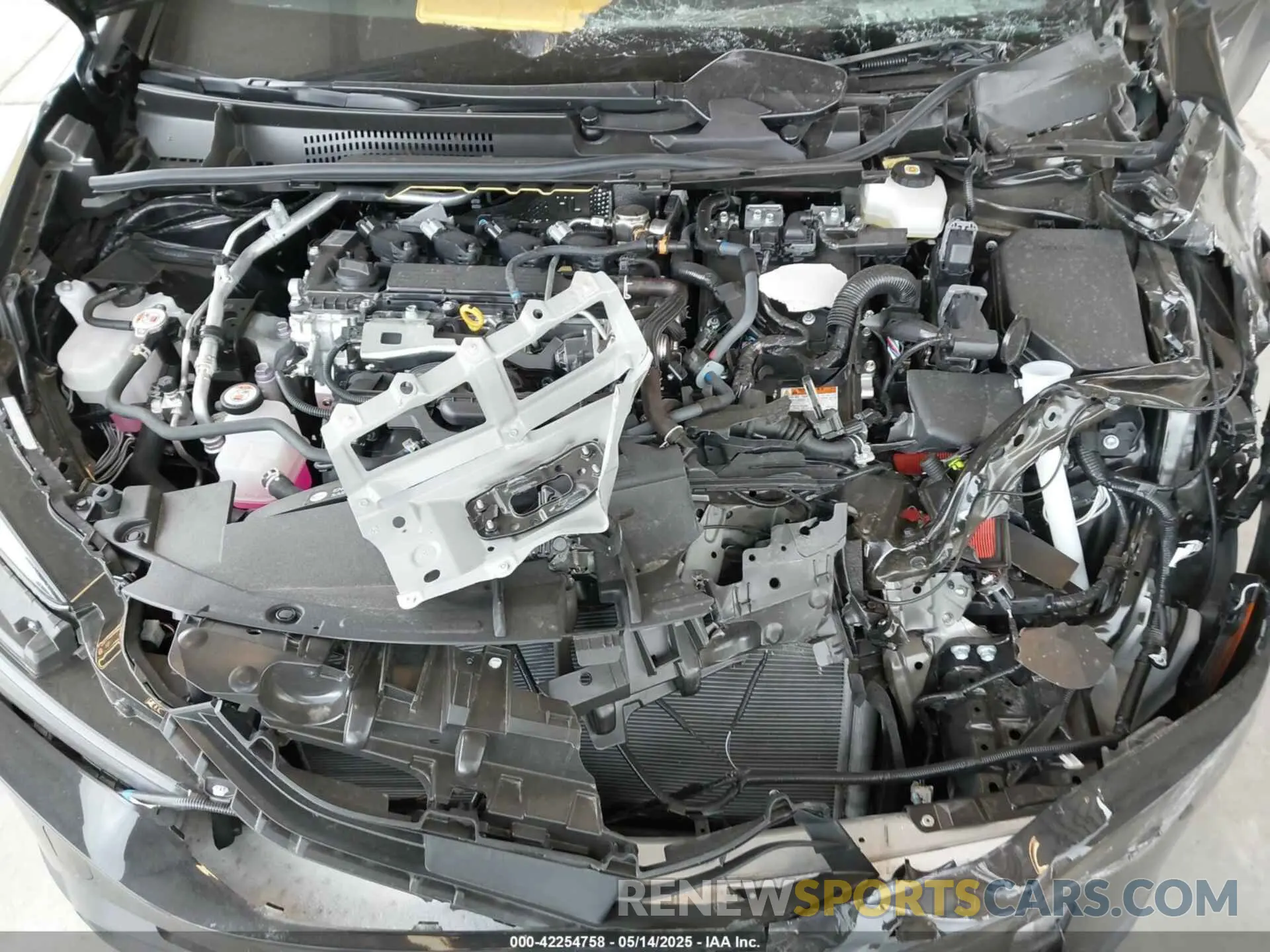 10 Photograph of a damaged car JTDADABU1R3019635 TOYOTA PRIUS 2024
