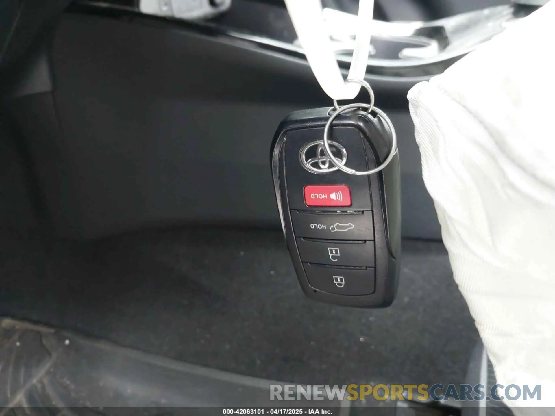 11 Фотография поврежденного автомобиля JTDADABU3R3015537 TOYOTA PRIUS 2024