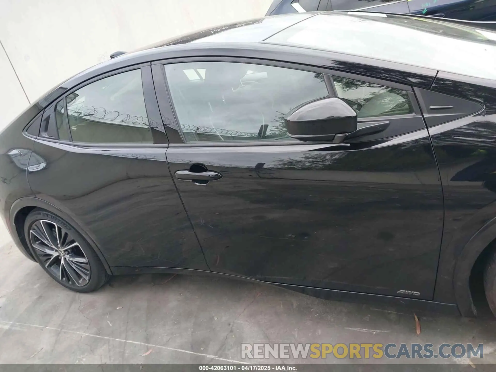 13 Фотография поврежденного автомобиля JTDADABU3R3015537 TOYOTA PRIUS 2024