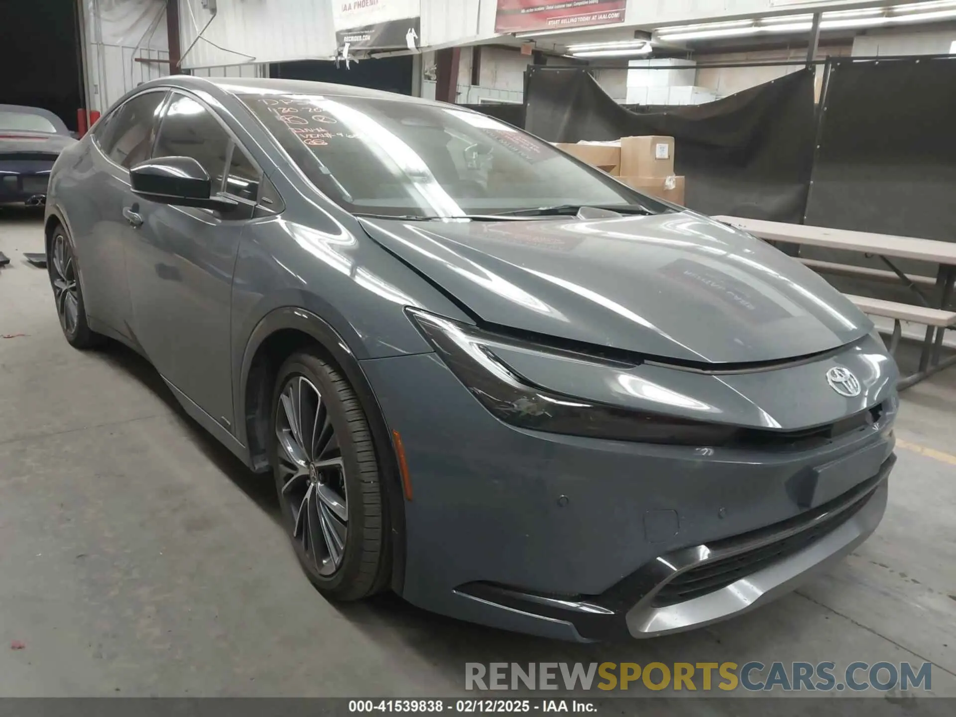 1 Фотография поврежденного автомобиля JTDADABU4R3009682 TOYOTA PRIUS 2024