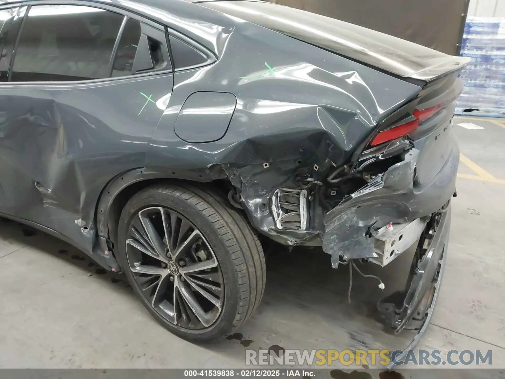 6 Фотография поврежденного автомобиля JTDADABU4R3009682 TOYOTA PRIUS 2024