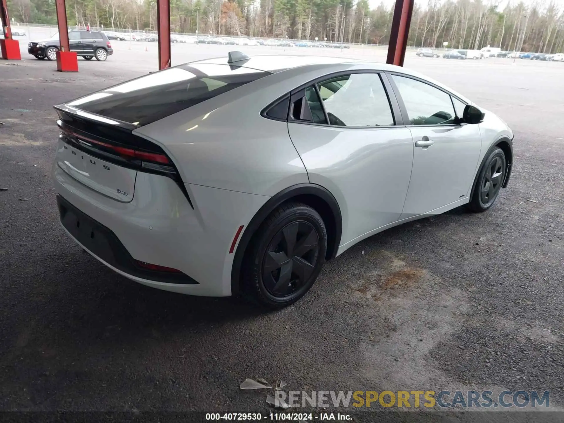 4 Фотография поврежденного автомобиля JTDADABU5R3011599 TOYOTA PRIUS 2024