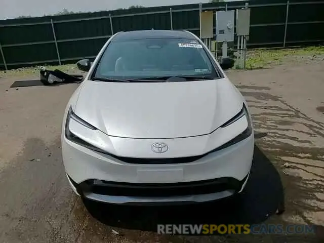 14 Photograph of a damaged car JTDADABU7R3018666 TOYOTA PRIUS 2024