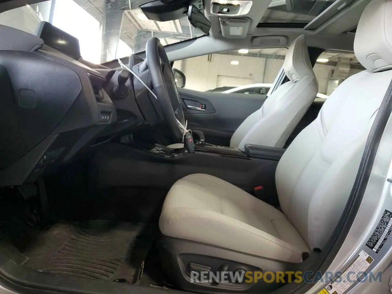7 Photograph of a damaged car JTDADABU8R3013394 TOYOTA PRIUS 2024