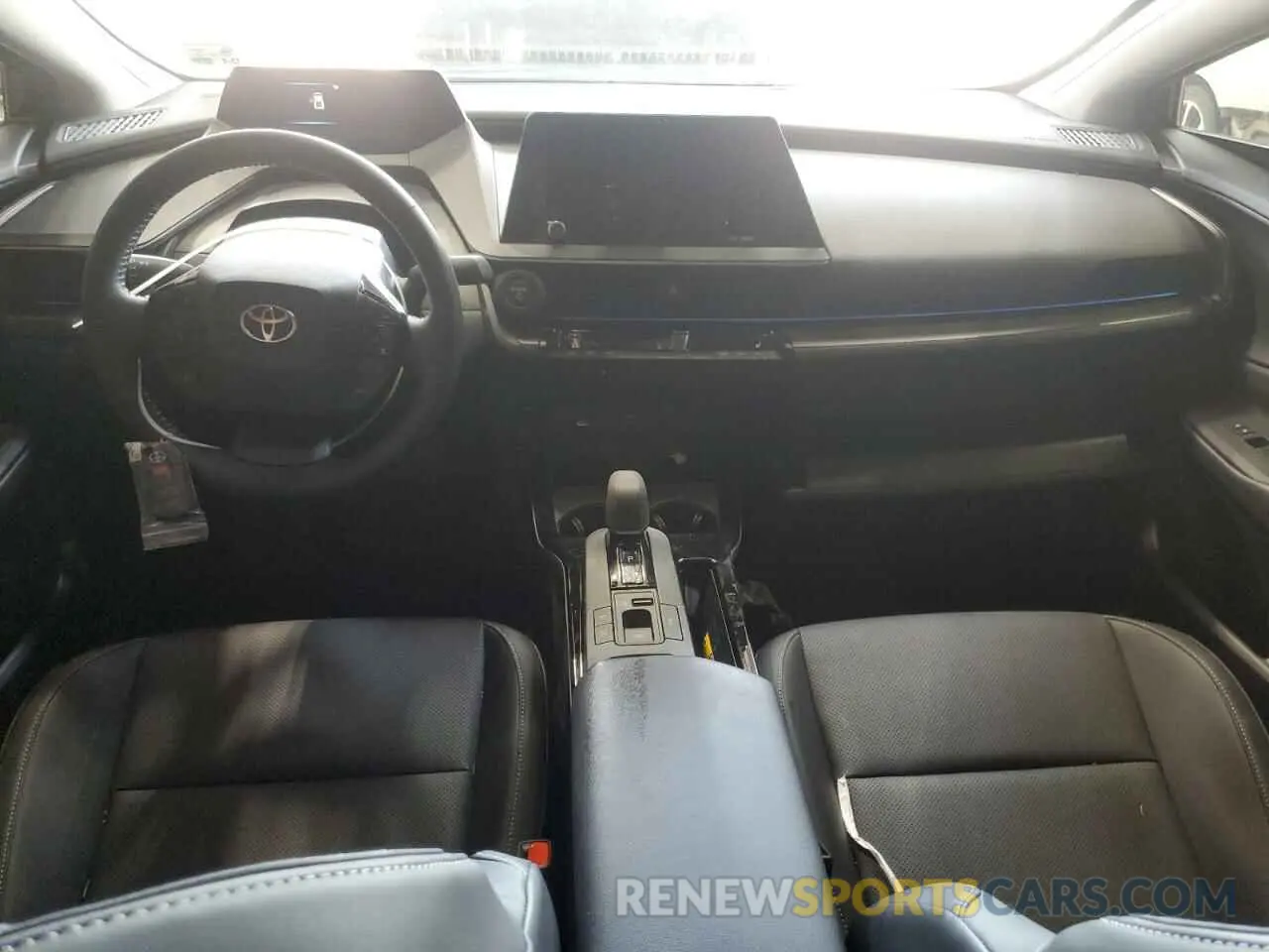 8 Фотография поврежденного автомобиля JTDACAAU5S3051241 TOYOTA PRIUS 2025