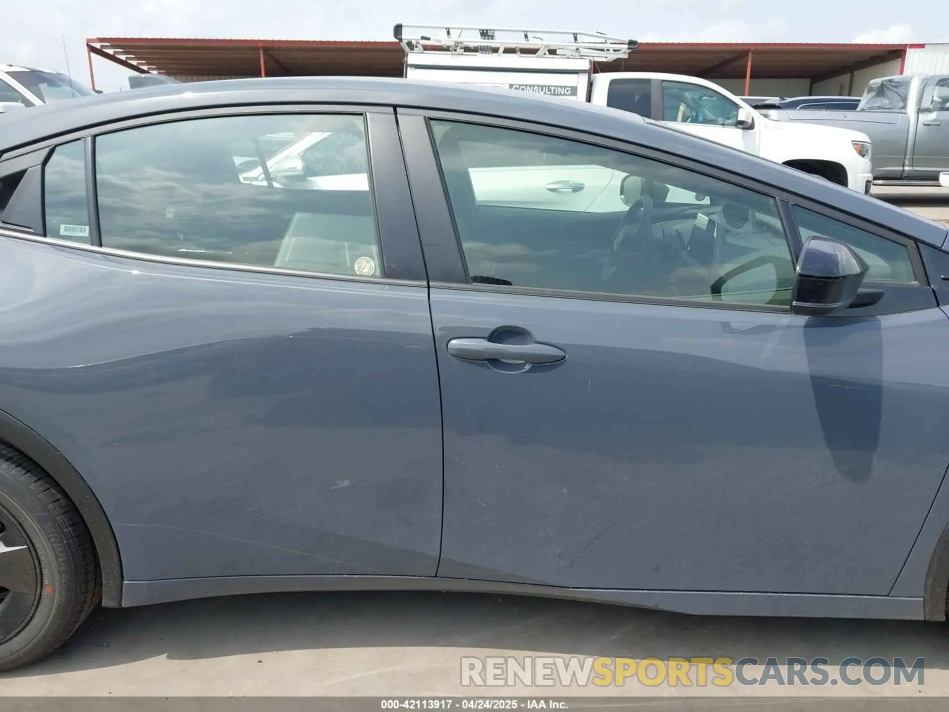 14 Photograph of a damaged car JTDACAAU7S3049099 TOYOTA PRIUS 2025