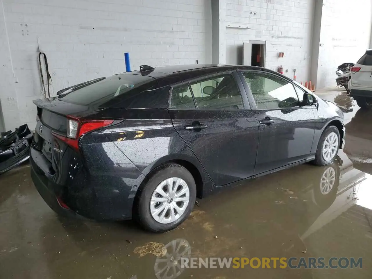 3 Фотография поврежденного автомобиля JTDKAMFU3N3168096 TOYOTA PRIUS NIGH 2022