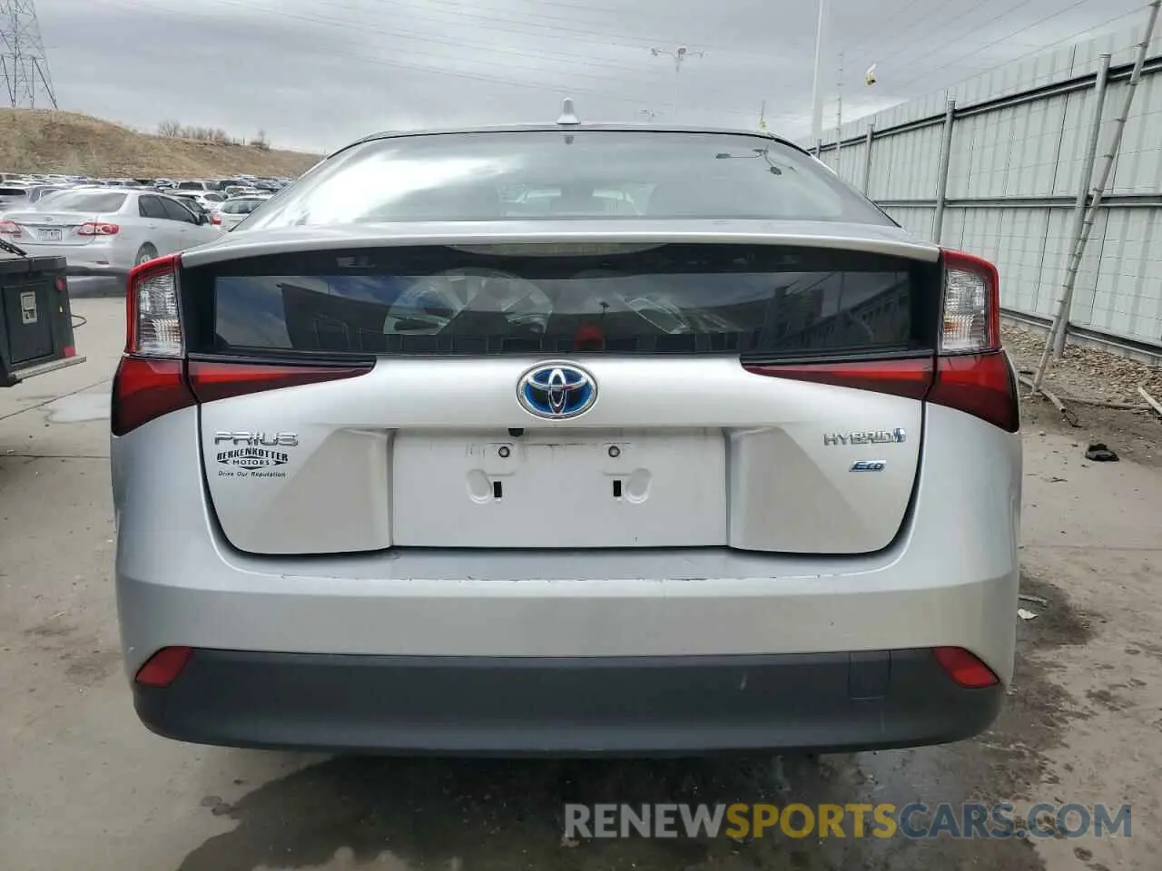 6 Фотография поврежденного автомобиля JTDKAMFU9N3160987 TOYOTA PRIUS NIGH 2022