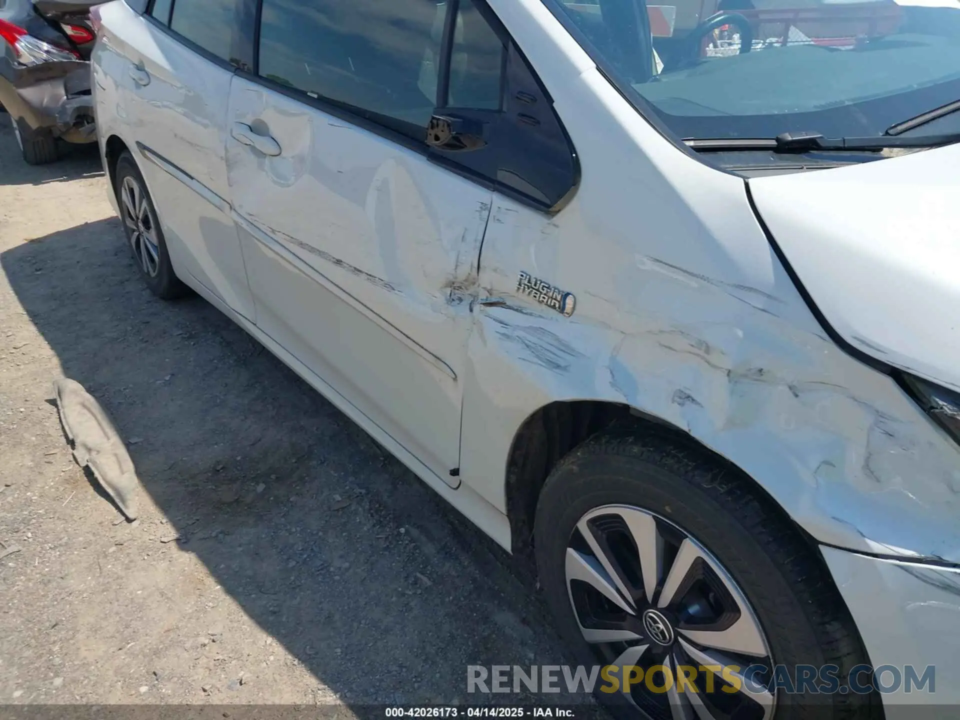 6 Photograph of a damaged car JTDKARFP1K3116470 TOYOTA PRIUS PRIME 2019