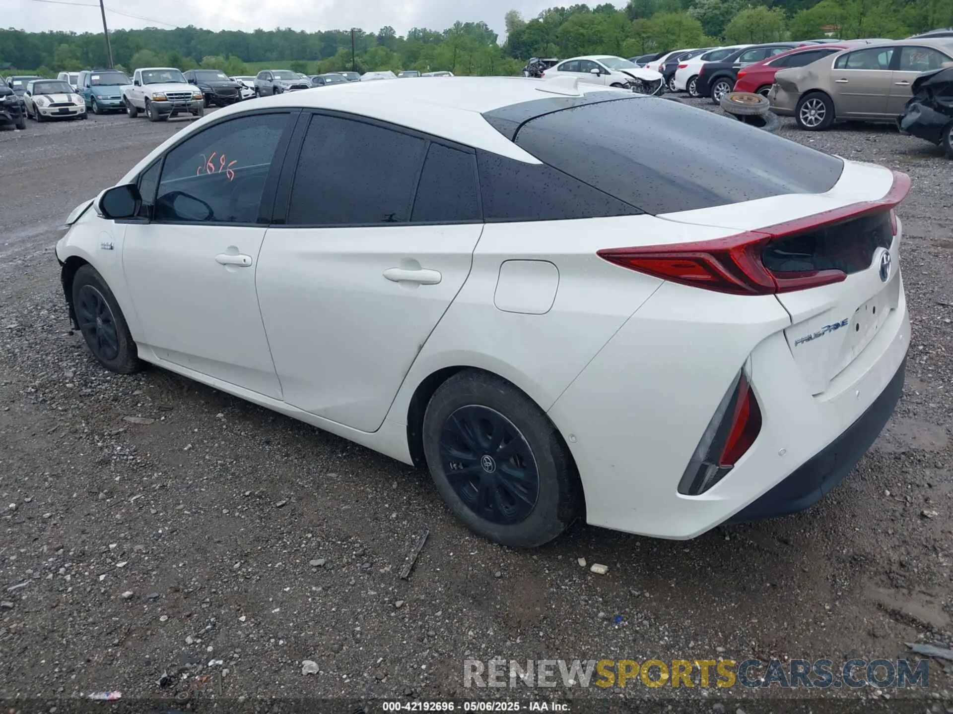 3 Фотография поврежденного автомобиля JTDKARFP2L3146028 TOYOTA PRIUS PRIME 2020