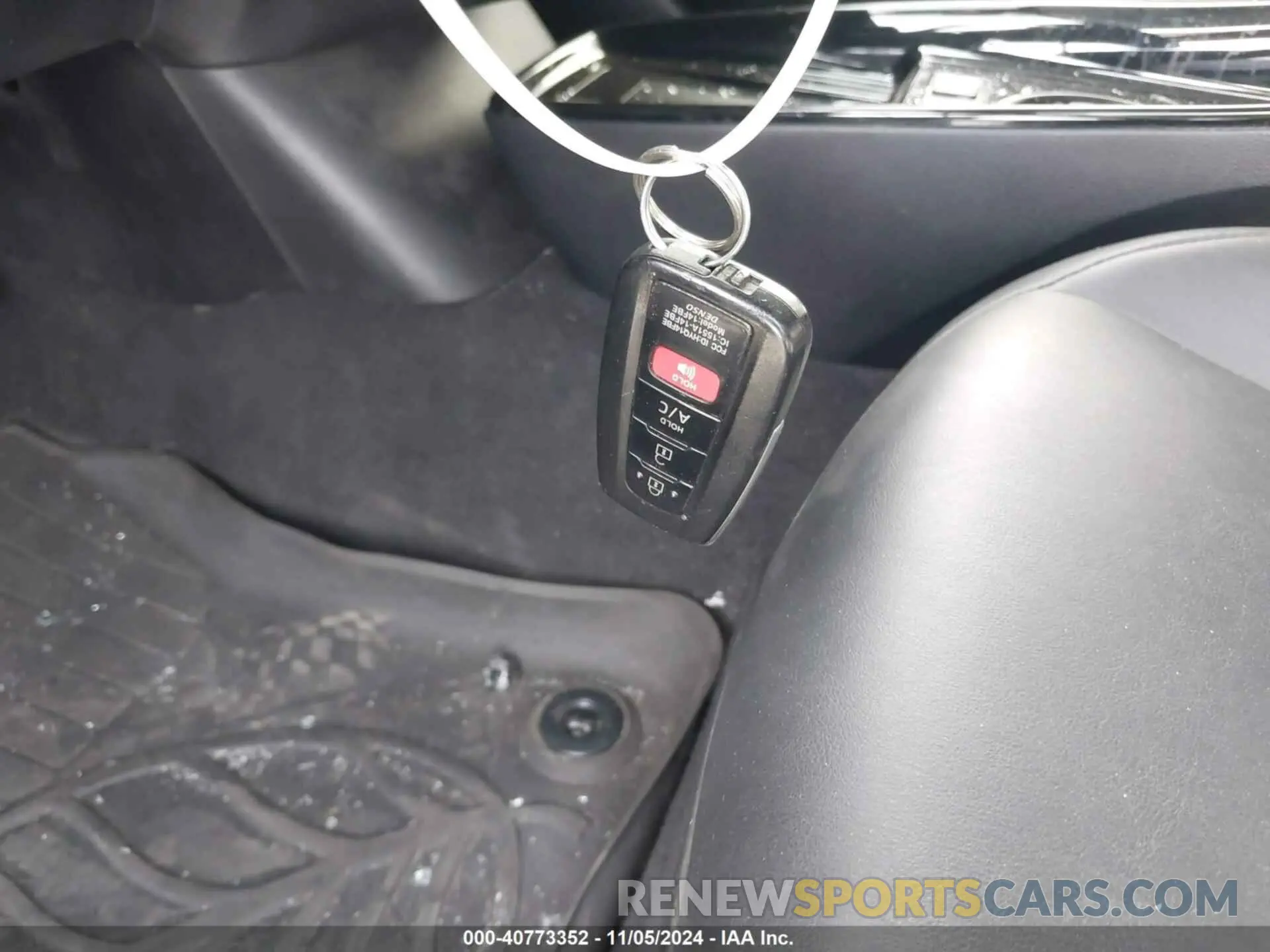 11 Photograph of a damaged car JTDKARFP4L3137086 TOYOTA PRIUS PRIME 2020