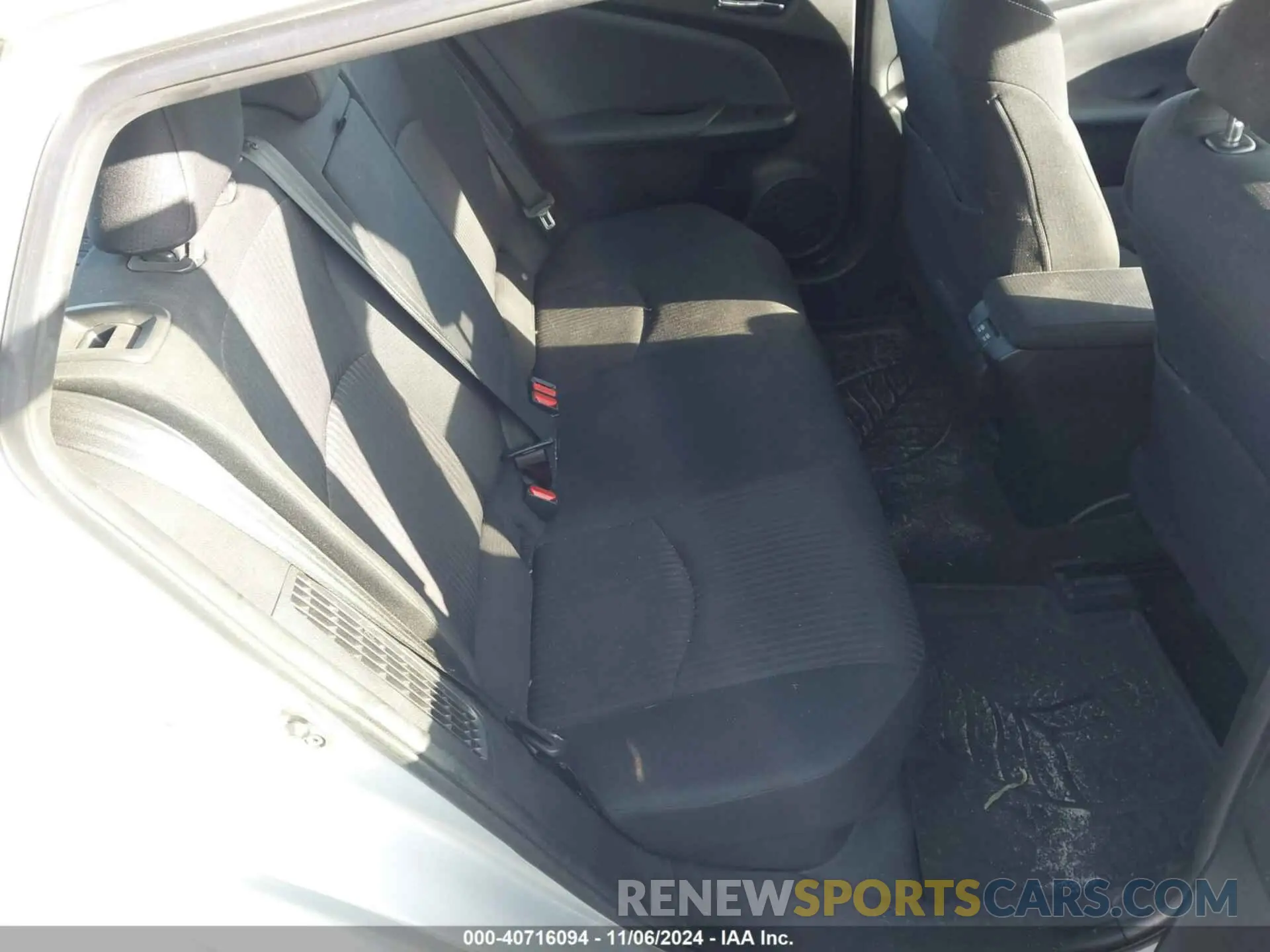 8 Photograph of a damaged car JTDKARFP5L3138201 TOYOTA PRIUS PRIME 2020