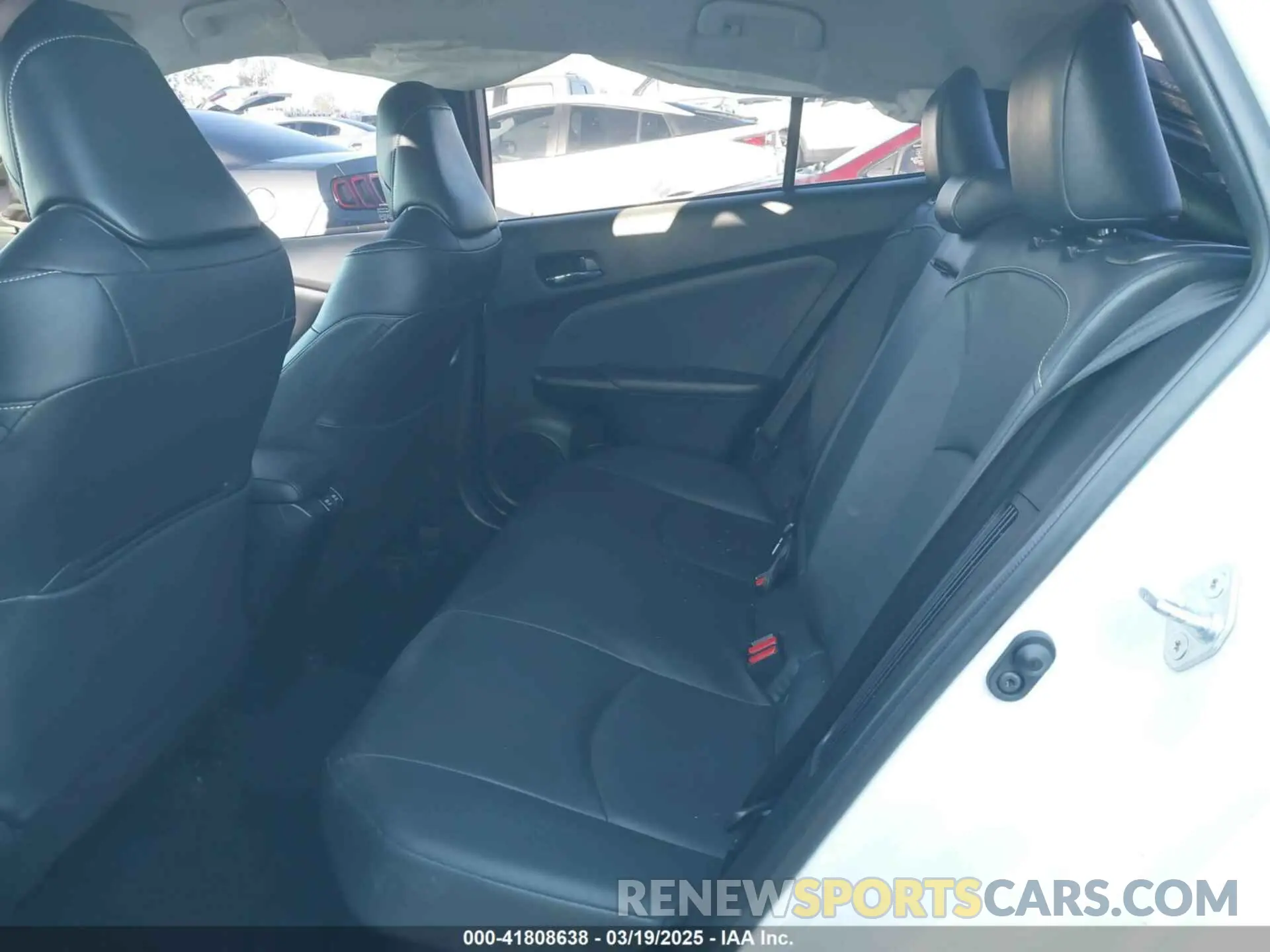 8 Фотография поврежденного автомобиля JTDKARFP5L3145861 TOYOTA PRIUS PRIME 2020