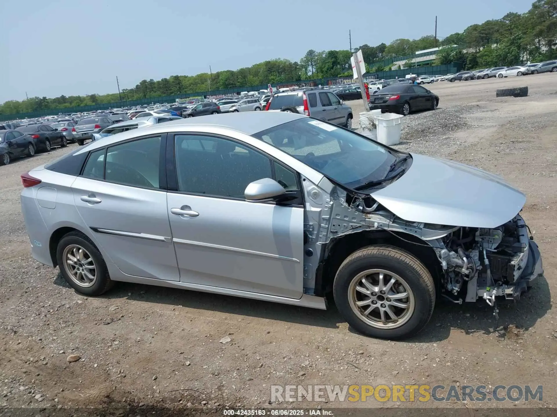 13 Photograph of a damaged car JTDKARFP5L3159548 TOYOTA PRIUS PRIME 2020
