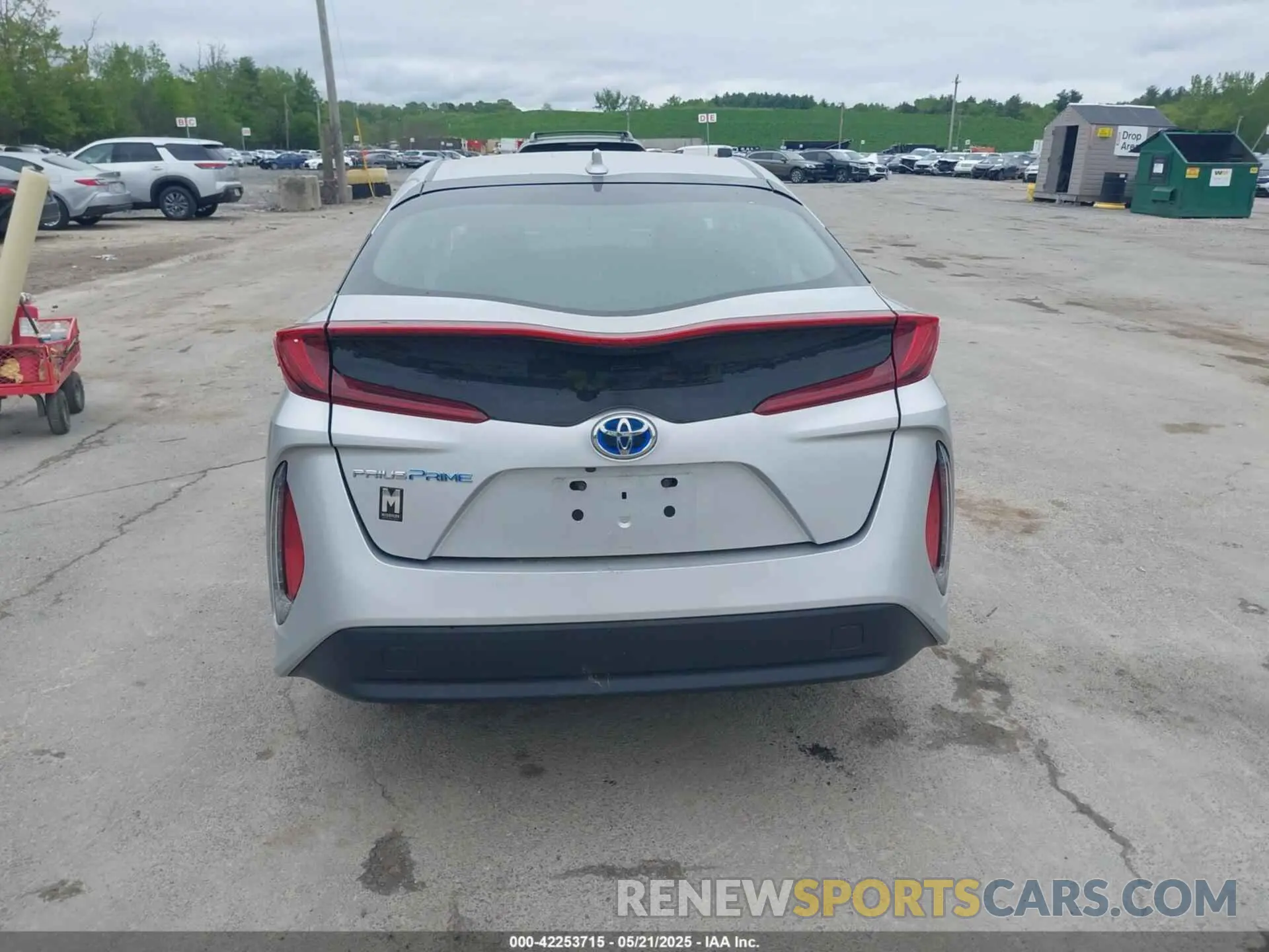 16 Photograph of a damaged car JTDKARFP7L3147014 TOYOTA PRIUS PRIME 2020