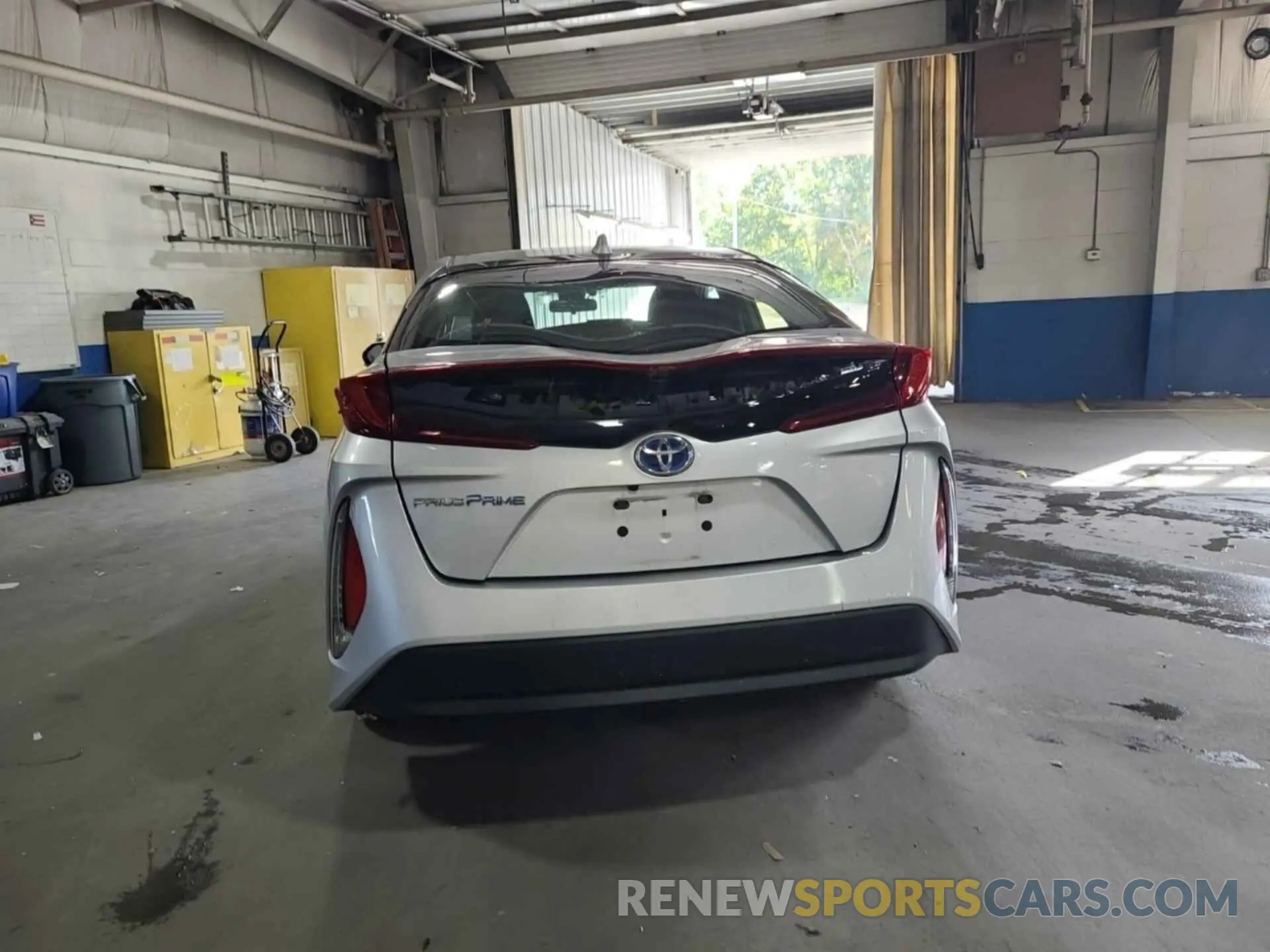 7 Photograph of a damaged car JTDKARFP7L3147238 TOYOTA PRIUS PRIME 2020