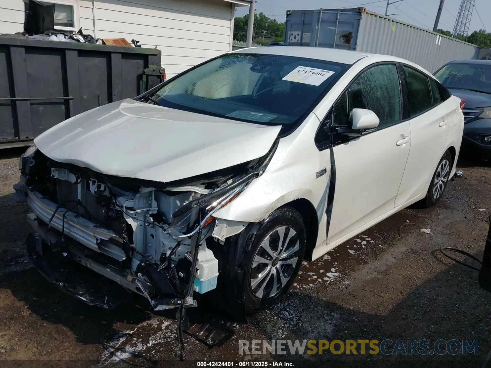 2 Фотография поврежденного автомобиля JTDKARFP8L3150861 TOYOTA PRIUS PRIME 2020